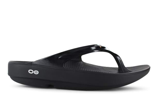 OOFOS OOLALA THONG WOMENS BLACK The Athlete s Foot NZ