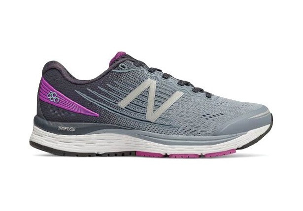 New balance sales v8 womens