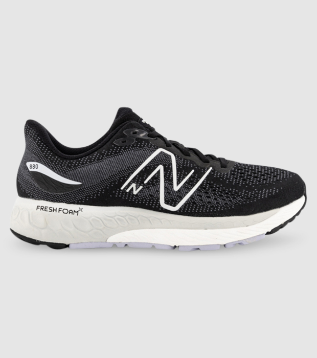 NEW BALANCE FRESH FOAM 880 V12 2E WOMENS BLACK WHITE The Athlete s Foot