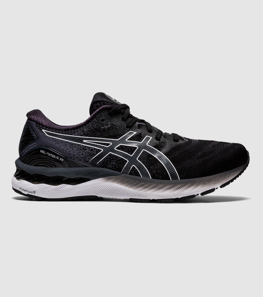 Asics nimbus 2025 2e width