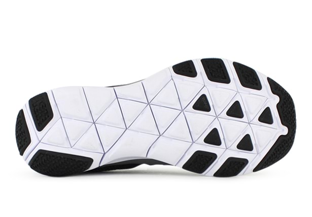 Nike free cheap trainer v7 white