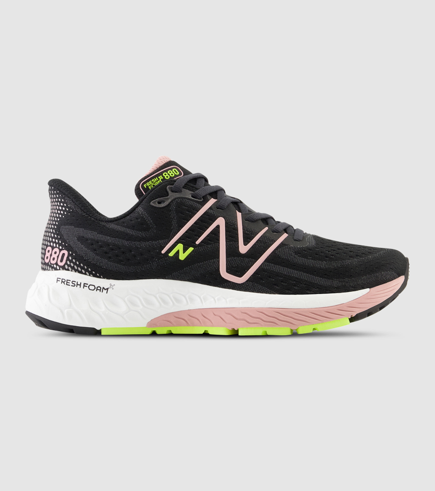 Black and red discount new balance womens